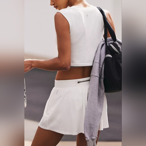 🪷NWT Free People FP Movement Hot Shot Skort set in White 🤍 L - Picture 3 of 8